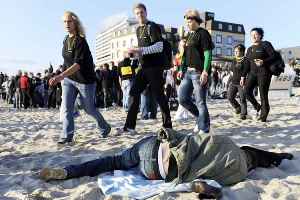 Jeez, the beach stinks today.